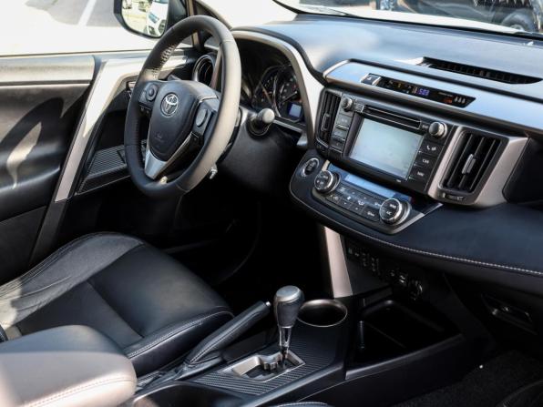 Toyota RAV4 IV (XA40) с пробегом 2014 года, цена 2 298 000 рублей, 83326 км, внедорожник, Автокод Объявления