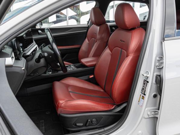 Kia K5 III с пробегом 2021 года, цена 2 899 000 рублей, 48088 км, седан, Автокод Объявления