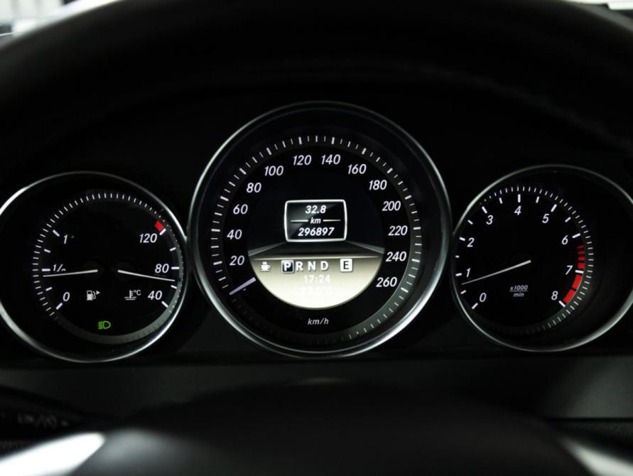 Mercedes-Benz C-Класс III (W204) Рестайлинг Санкт-Петербург  - изображение 13