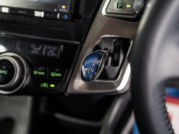 Toyota Prius Alpha I (ZVW40/41) Рестайлинг с пробегом 2015 года, цена 1 340 300 рублей, 161170 км, универсал, Автокод Объявления