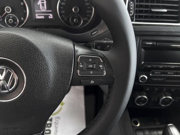 Volkswagen Jetta VI с пробегом 2013 года, цена 745 000 рублей, 296975 км, седан, Автокод Объявления