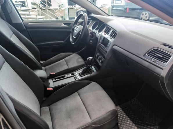 Volkswagen Golf VII с пробегом 2015 года, цена 1 050 000 рублей, 203177 км, хэтчбек, Автокод Объявления