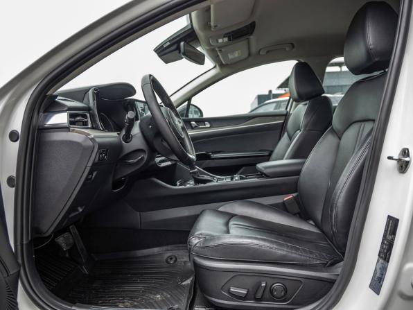 Kia K5 III с пробегом 2021 года, цена 2 478 000 рублей, 102954 км, седан, Автокод Объявления