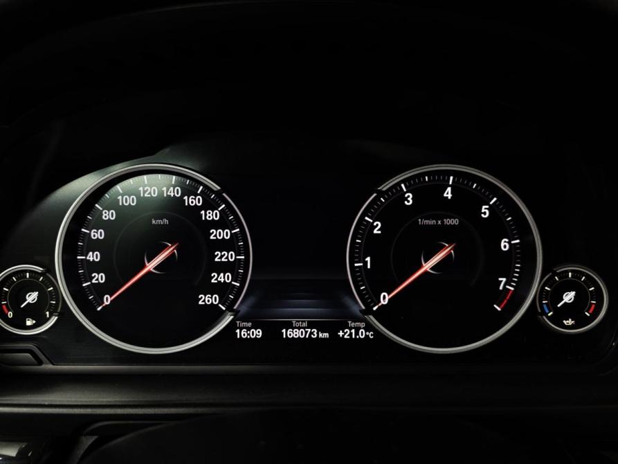 BMW 5 серии VI (F10/F11/F07) Рестайлинг Москва  - изображение 12