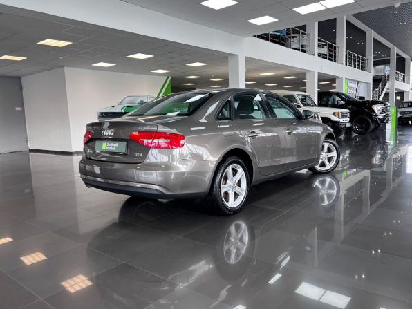 Audi A4 IV (B8) Рестайлинг с пробегом 2014 года, цена 1 345 000 рублей, 142882 км, седан, Автокод Объявления