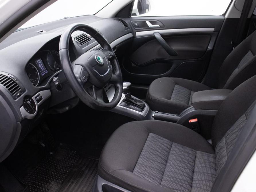 Skoda Octavia II (A5) Рестайлинг Москва  - изображение 9
