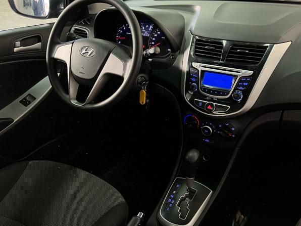 Hyundai Solaris I с пробегом 2013 года, цена 850 000 рублей, 191409 км, седан, Автокод Объявления
