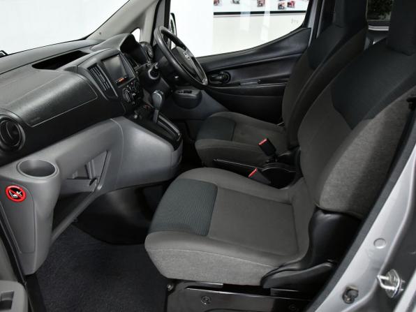 Nissan NV200 с пробегом 2016 года, цена 1 325 000 рублей, 179000 км, минивэн, Автокод Объявления