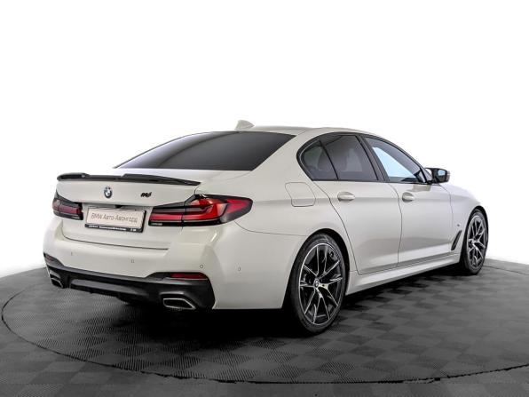 BMW 5 серии VII (G30/G31/G38) Рестайлинг с пробегом 2021 года, цена 5 330 000 рублей, 52720 км, седан, Автокод Объявления