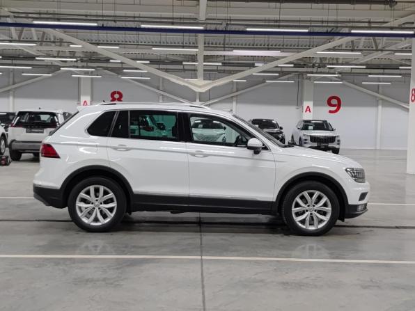 Volkswagen Tiguan II с пробегом 2017 года, цена 2 640 000 рублей, 127557 км, внедорожник, Автокод Объявления