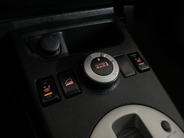 Nissan X-Trail II с пробегом 2008 года, цена 799 900 рублей, 228870 км, внедорожник, Автокод Объявления