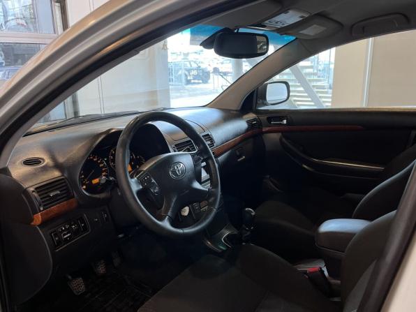 Toyota Avensis II Рестайлинг с пробегом 2008 года, цена 728 000 рублей, 392679 км, седан, Автокод Объявления
