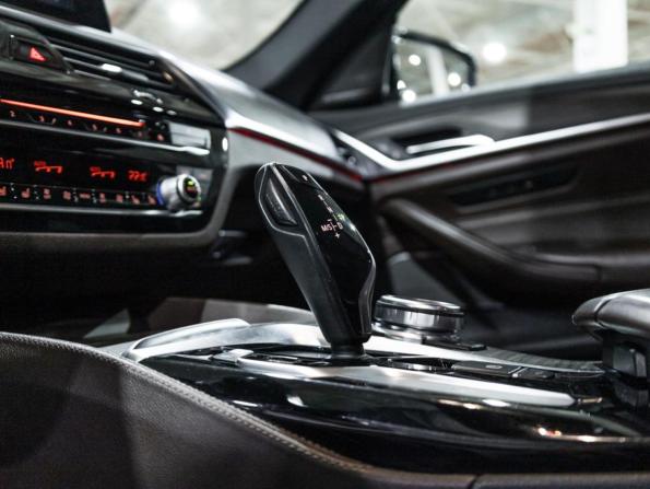 BMW 5 серии VII (G30/G31/G38) с пробегом 2018 года, цена 3 890 000 рублей, 146632 км, седан, Автокод Объявления