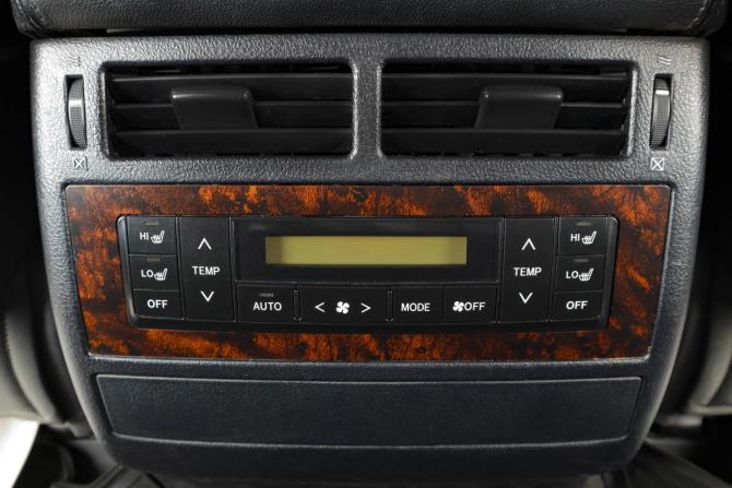 Toyota Land Cruiser 200 Series с пробегом 2010 года, цена 3 159 000 рублей, 274000 км, внедорожник, Автокод Объявления