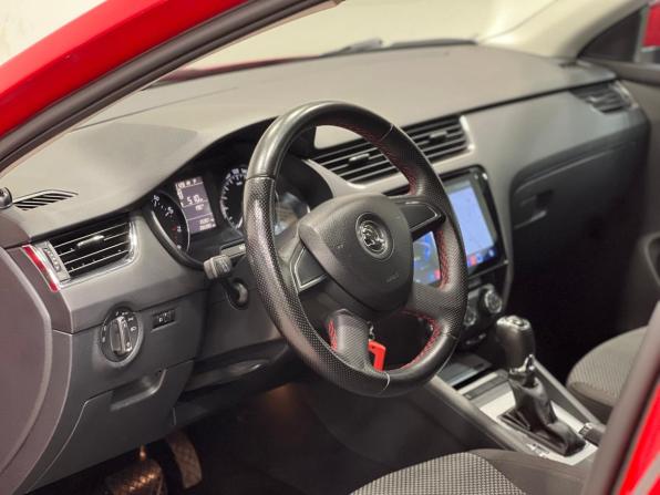 Skoda Octavia III (A7) с пробегом 2014 года, цена 950 000 рублей, 206000 км, универсал, Автокод Объявления