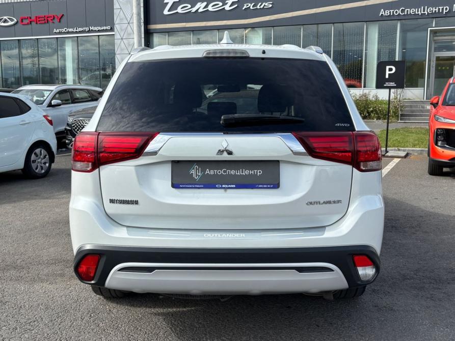 Mitsubishi Outlander III Рестайлинг 3 Москва  - изображение 6