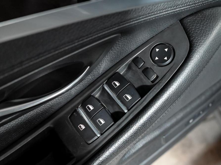 BMW 5 серии VI (F10/F11/F07) Рестайлинг Екатеринбург  - изображение 13
