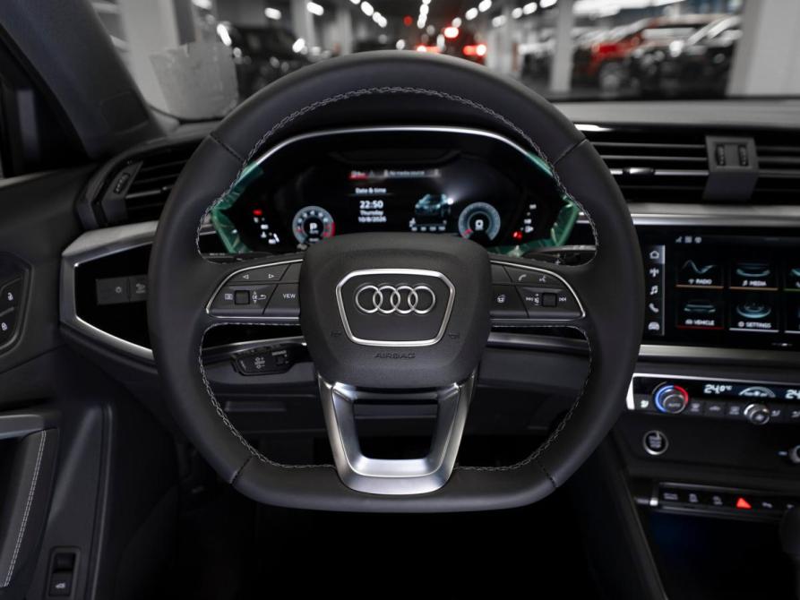 Audi Q3 II (F3) Москва  - изображение 11