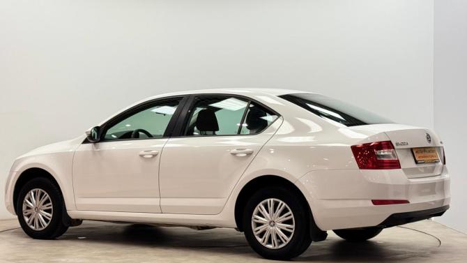 Skoda Octavia III (A7) с пробегом 2014 года, цена 1 050 000 рублей, 224800 км, лифтбек, Автокод Объявления