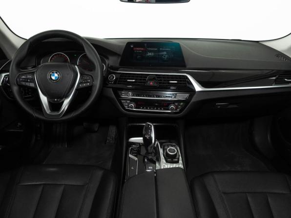 BMW 5 серии VII (G30/G31/G38) с пробегом 2019 года, цена 2 770 000 рублей, 130000 км, седан, Автокод Объявления