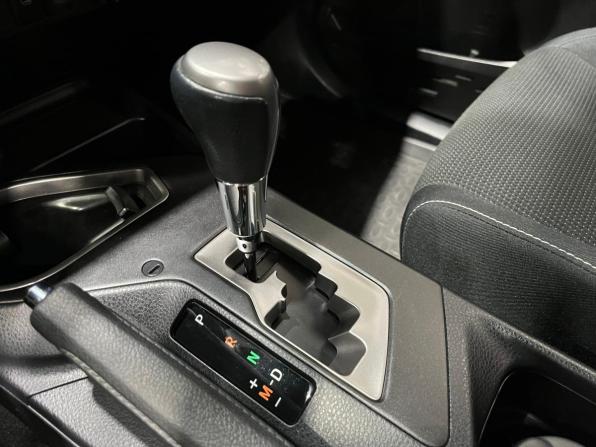 Toyota RAV4 IV (XA40) Рестайлинг с пробегом 2015 года, цена 2 270 000 рублей, 111546 км, внедорожник, Автокод Объявления