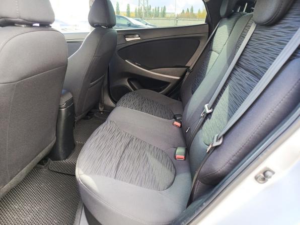 Hyundai Solaris I Рестайлинг с пробегом 2015 года, цена 1 119 600 рублей, 66540 км, седан, Автокод Объявления