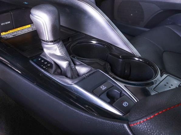 Toyota Camry VIII (XV70) с пробегом 2020 года, цена 2 699 000 рублей, 156000 км, седан, Автокод Объявления