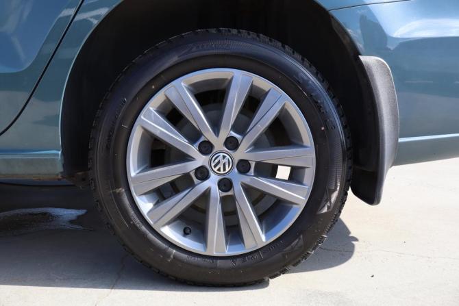 Volkswagen Polo V Рестайлинг с пробегом 2019 года, цена 1 349 000 рублей, 80000 км, седан, Автокод Объявления