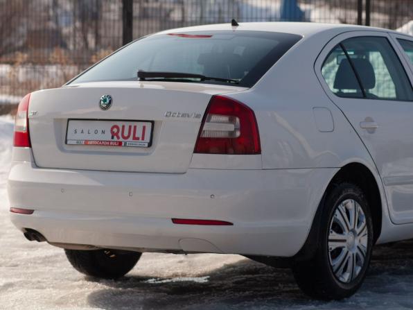Skoda Octavia II (A5) Рестайлинг с пробегом 2011 года, цена 665 000 рублей, 249011 км, лифтбек, Автокод Объявления