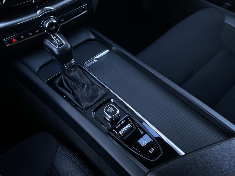 Volvo XC60 II Москва  - изображение 17