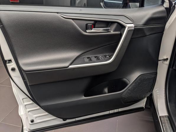 Toyota RAV4 V (XA50) с пробегом 2021 года, цена 2 955 000 рублей, 102299 км, внедорожник, Автокод Объявления