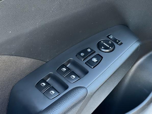 Hyundai Solaris II Рестайлинг с пробегом 2021 года, цена 1 389 000 рублей, 83500 км, седан, Автокод Объявления