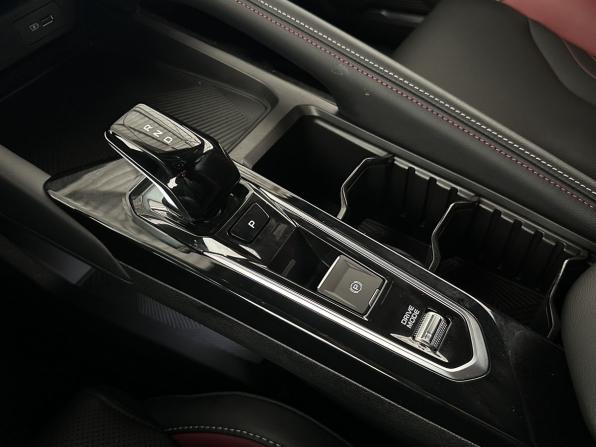 Geely Coolray I Рестайлинг с пробегом 2024 года, цена 2 190 000 рублей, 10752 км, внедорожник, Автокод Объявления