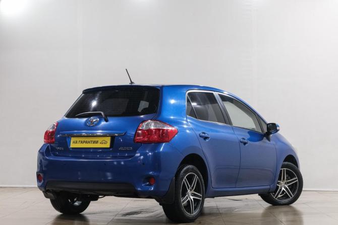 Toyota Auris I Рестайлинг с пробегом 2012 года, цена 1 049 000 рублей, 148400 км, хэтчбек, Автокод Объявления
