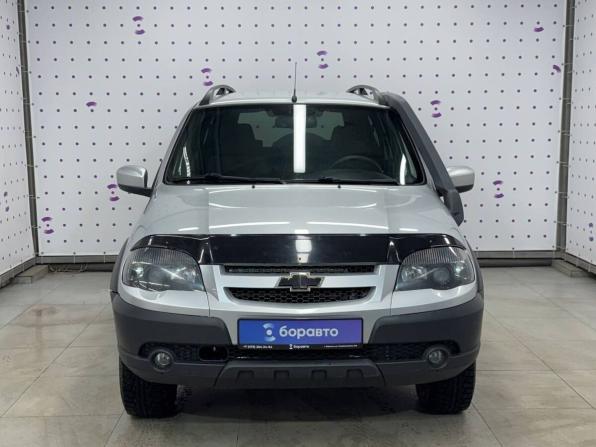 Chevrolet Niva I Рестайлинг с пробегом 2017 года, цена 799 000 рублей, 140749 км, внедорожник, Автокод Объявления