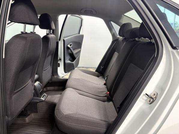 Volkswagen Polo V Рестайлинг с пробегом 2015 года, цена 1 135 000 рублей, 142363 км, седан, Автокод Объявления