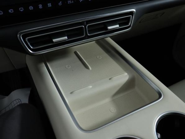 Li Auto (Lixiang) L9 I с пробегом 2023 года, цена 6 800 000 рублей, 65409 км, внедорожник, Автокод Объявления