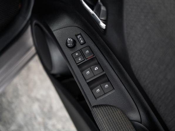 Toyota Sienta II Рестайлинг с пробегом 2021 года, цена 1 600 500 рублей, 36859 км, компактвэн, Автокод Объявления