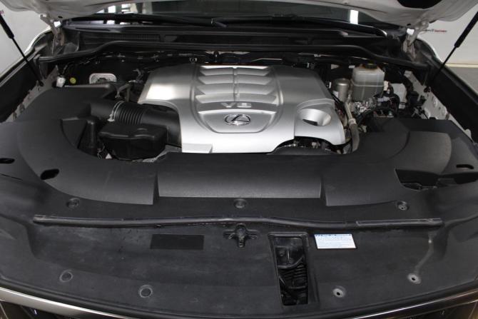 Lexus LX III Рестайлинг 2 с пробегом 2019 года, цена 9 200 000 рублей, 128887 км, внедорожник, Автокод Объявления