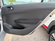Peugeot 408 I Санкт-Петербург  - изображение 28