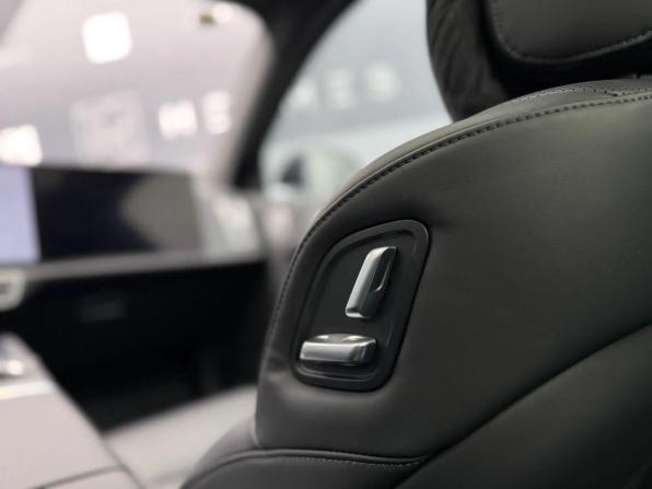 Li Auto (Lixiang) L7 I с пробегом 2023 года, цена 5 649 000 рублей, 27889 км, внедорожник, Автокод Объявления