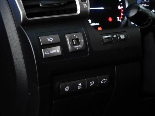 Lexus LX III Рестайлинг с пробегом 2013 года, цена 4 677 077 рублей, 146756 км, внедорожник, Автокод Объявления