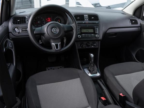 Volkswagen Polo V с пробегом 2012 года, цена 795 000 рублей, 117945 км, седан, Автокод Объявления