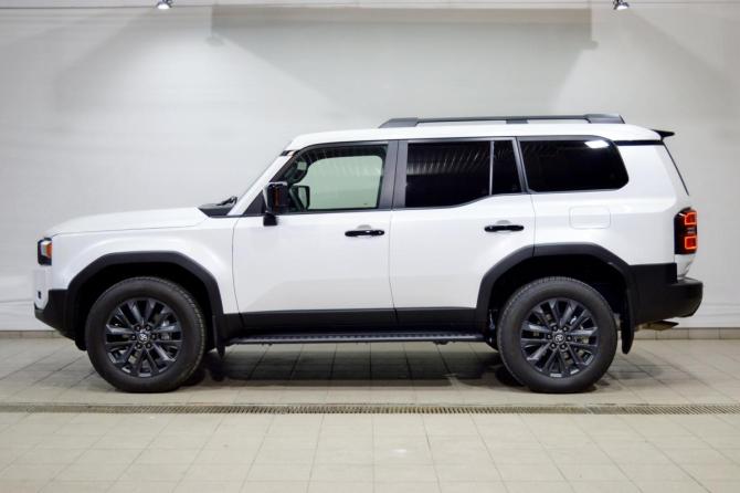 Toyota Land Cruiser Prado 250 Series с пробегом 2024 года, цена 10 949 000 рублей, 4550 км, внедорожник, Автокод Объявления