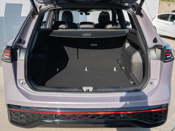 Volkswagen Tiguan III (China Market) с пробегом 2026 года, цена 4 880 000 рублей, 40 км, внедорожник, Автокод Объявления