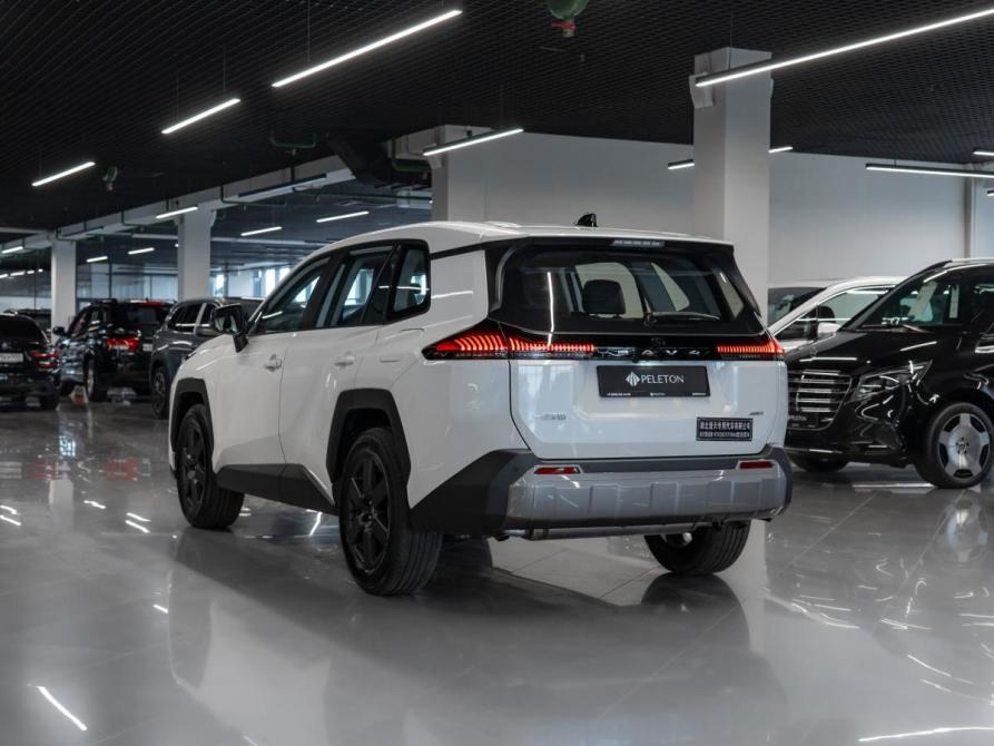 Toyota RAV4 VI (XA60) Москва  - изображение 4