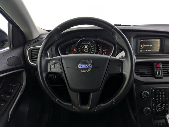 Volvo V40 Cross Country I с пробегом 2013 года, цена 1 251 000 рублей, 180747 км, хэтчбек, Автокод Объявления