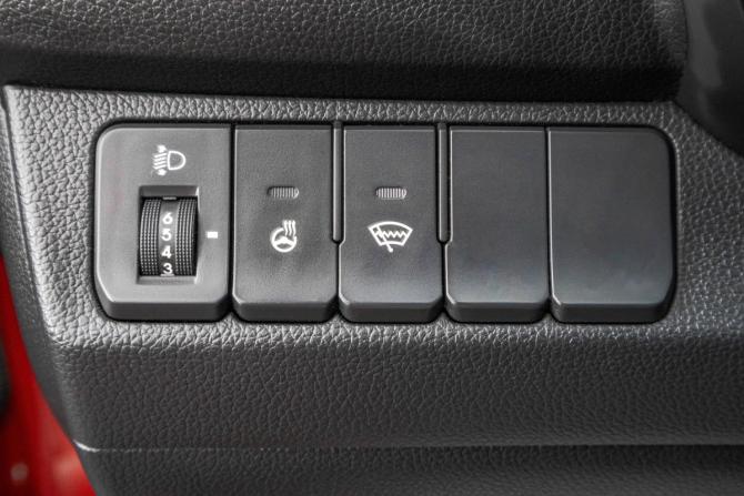 Kia Rio III с пробегом 2015 года, цена 1 049 000 рублей, 145000 км, хэтчбек, Автокод Объявления