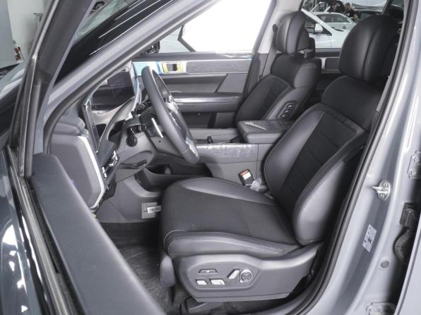 Hyundai Santa Fe V (MX5) с пробегом 2026 года, цена 5 749 000 рублей, 81 км, внедорожник, Автокод Объявления