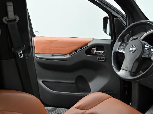 Nissan Pathfinder III Рестайлинг с пробегом 2011 года, цена 1 449 000 рублей, 357000 км, внедорожник, Автокод Объявления